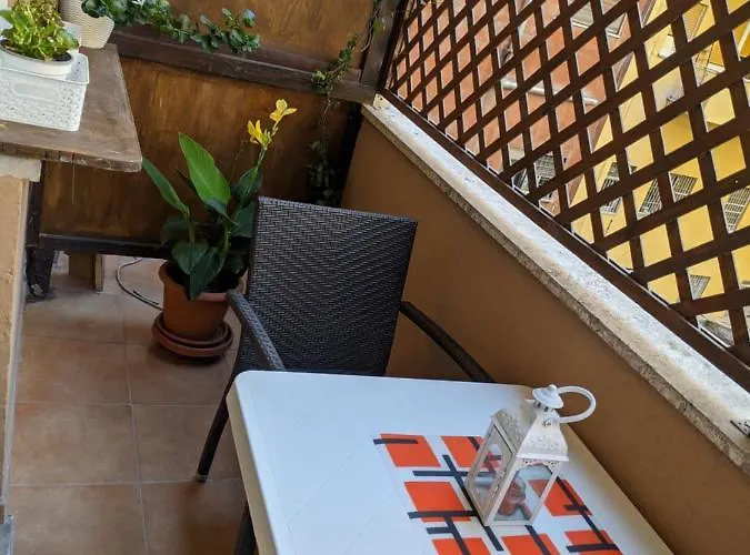 לינה וארוחת בוקר Gina Trastevere 4*